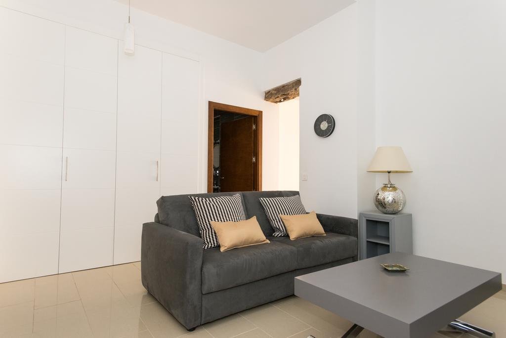 Apartamentos Plaza Nueva Siviglia Camera foto