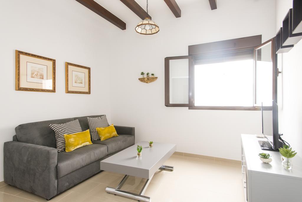 Apartamentos Plaza Nueva Siviglia Camera foto